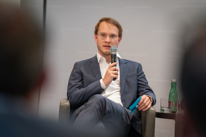 Wortmeldung bei der Podiumsdisskusion von Steffen Bettin - Österreichische Akademie der Wissenschaften