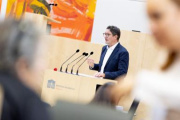 Nationalratsabgeordneter Reinhold Einwallner (SPÖ) am Rednerpult