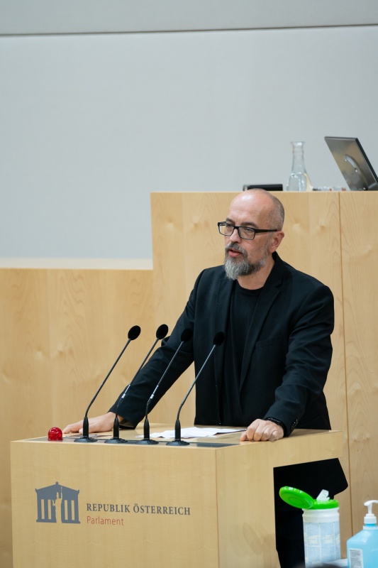 Nationalratsabgeordneter Michel Reimon (GRÜNE)