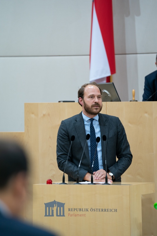 Nationalratsabgeordneter Nikolaus Scherak (NEOS)