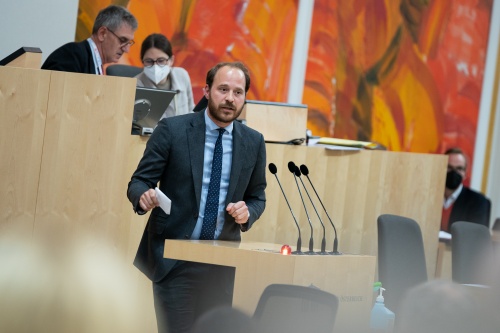 Nationalratsabgeordneter Nikolaus Scherak (NEOS)