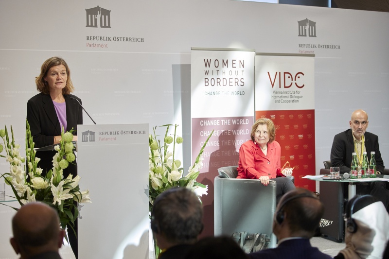 Einleitende Worte von Direktorin Vienna Institute for International Dialogue and Cooperation Sybille Straubinger