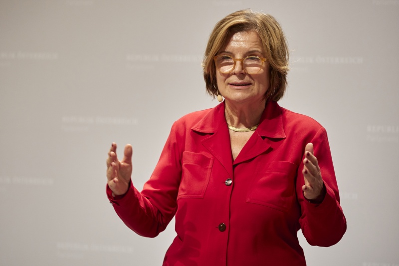 Schlussworte durch Edit Schlaffer Vorsitzende Women without Borders