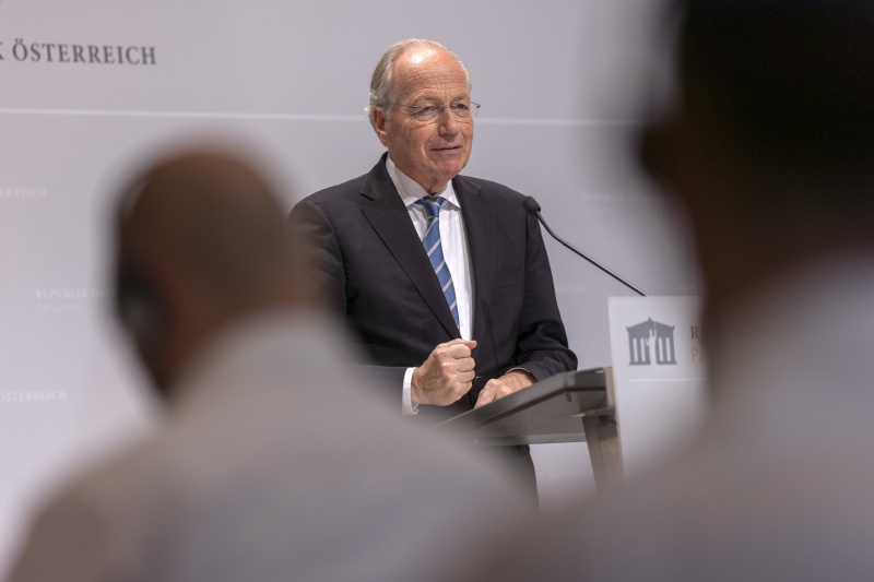 Am Rednerpult: Nationalratsabgeordneter Rudolf Taschner (ÖVP)