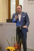 Hedgefondsmanager und CEO der Emerald Horizon AG Florian Wagner