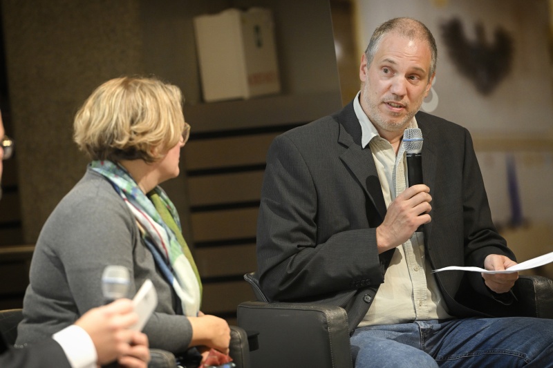Podiumsdiskussion, von links: Direktorin der AK Wien Silvia Hruska-Frank, Sozialwissenschaftler am Europäischen Zentrum für Wohlfahrtspolitik und Sozialforschung Michael Fuchs