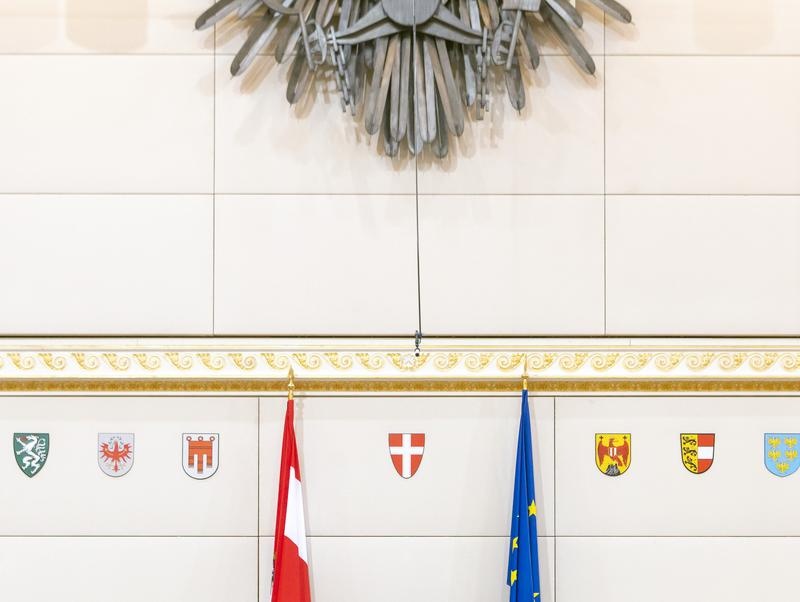 Von links: Vizepräsident des Bundesrates Bernhard Hirczy (ÖVP), Präsidentin des Bundesrates Korinna Schumann (SPÖ), Vizepräsident des Bundesratest Günther Novak (SPÖ)