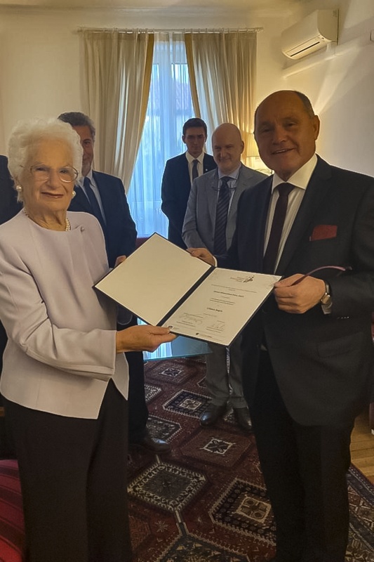 Von rechts: Nationalratspräsident Wolfgang Sobotka (ÖVP), Preisträgerin Senatorin Liliana Segre