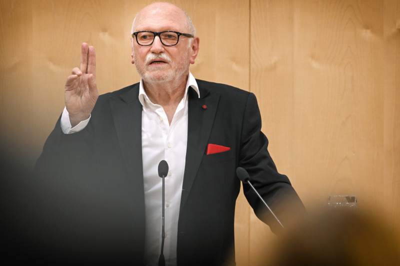 Begrüßung: Lois Lammerhuber