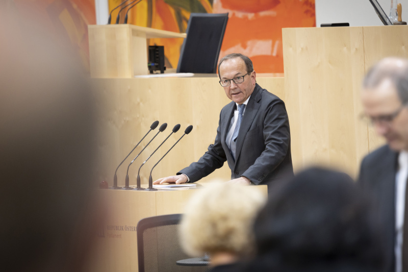 Nationalratsabgeordneter Peter Haubner (ÖVP) am Rednerpult