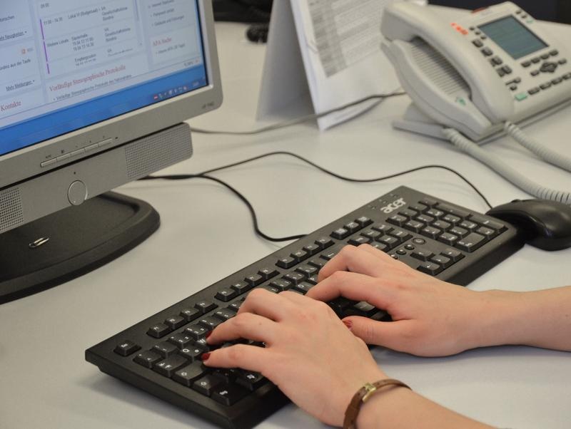Dateineingabe auf Computertastatur