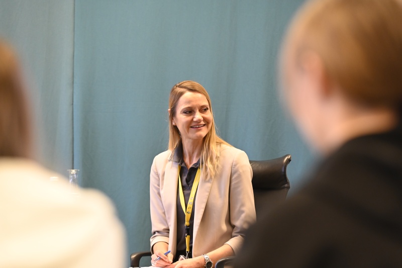 Unterrichtsminister Martin Polaschek (ÖVP) besucht einen Workshop in der Demokratiewerkstatt