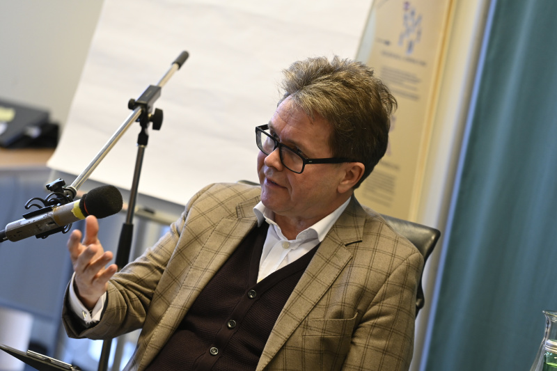 Unterrichtsminister Martin Polaschek (ÖVP) besucht einen Workshop in der Demokratiewerkstatt