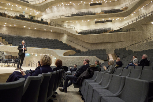 Führung durch die Elbphilharmonie mit dem Generalintendanten der Elbphilharmonie Christoph Lieben-Seutter