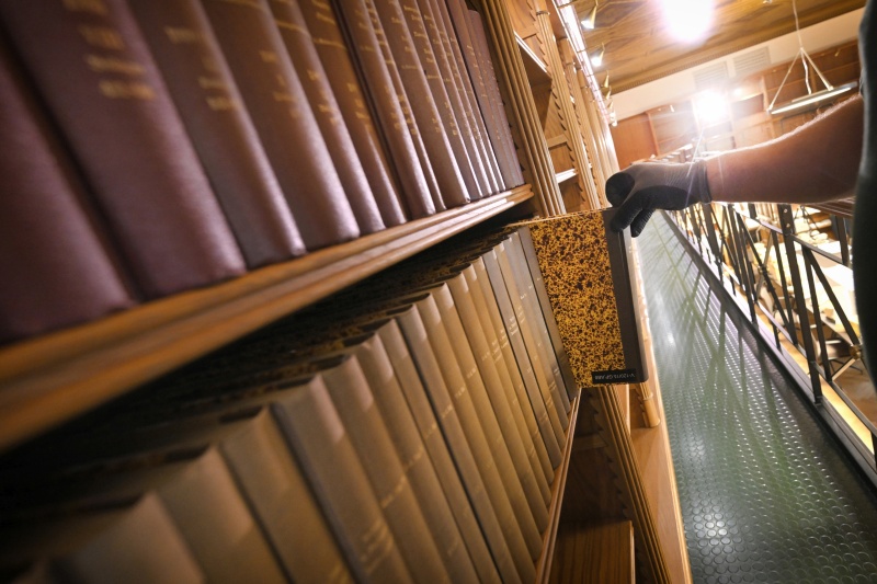 Übersiedelung der Bibliothek