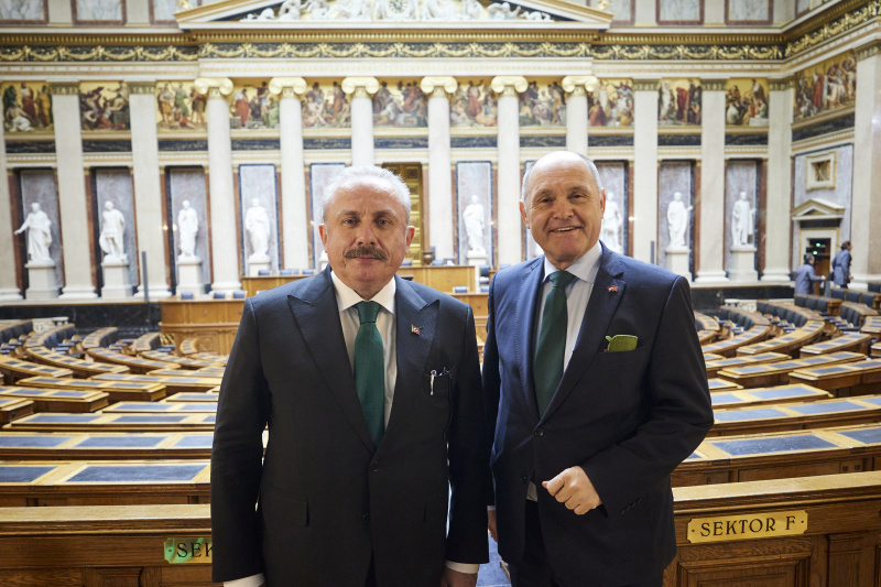 Führung durch das renovierte Parlamentsgebäude durch Nationalratspräsident Wolfgang Sobotka (ÖVP)