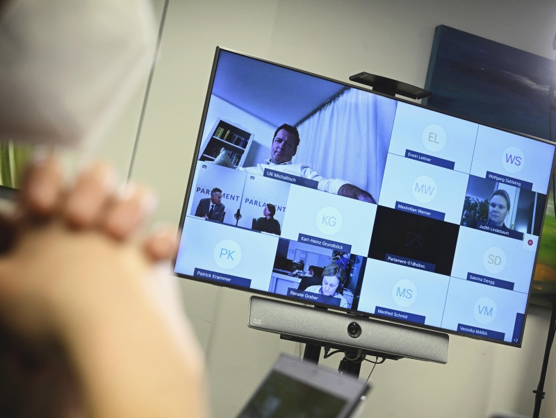 Präsentation des neuen Info-Formats mittels Videokonferenz