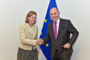 Von links: Koordinatorin der Europäischen Kommission zur Bekämpfung von Antisemitismus Katharina von Schnurbein, Nationalratspräsident Wolfgang Sobotka (ÖVP)