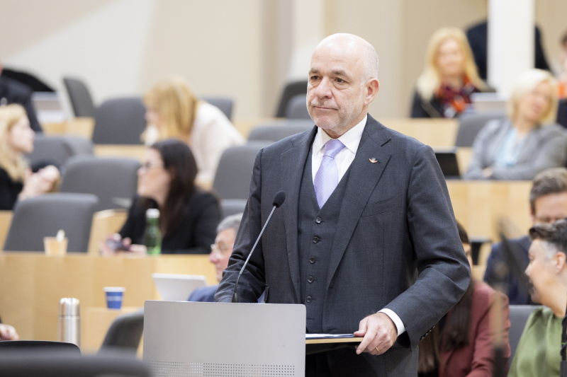 Am Rednerpult Nationalratsabgeordneter Martin Engelberg (ÖVP)