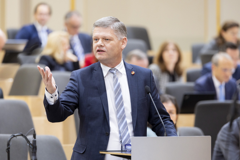 Am Rednerpult Nationalratsabgeordneter Andreas Hanger (ÖVP)
