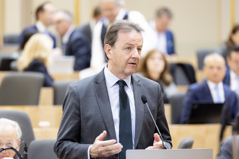 Am Rednerpult Nationalratsabgeordneter Nikolaus Berlakovich (ÖVP)