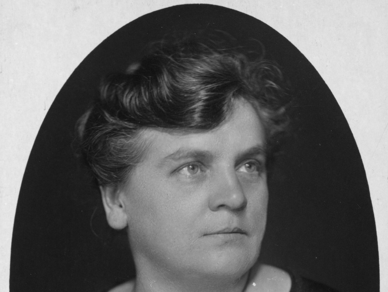 Bildnis der Seidel, Amalie [1876-1952], in Oval. Postkarte