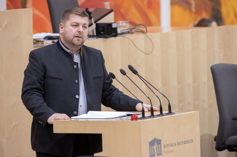 Bundesrat Andreas Arthur Spanring (FPÖ) am Rednerpult