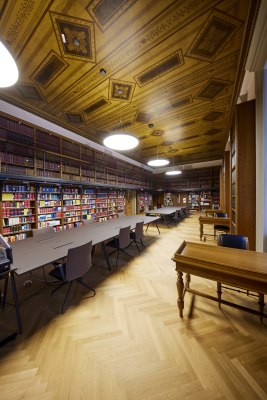 Lesesaal der Bibliothek