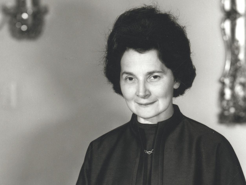 Portrait von Sozialministerin Grete Rehor (V)