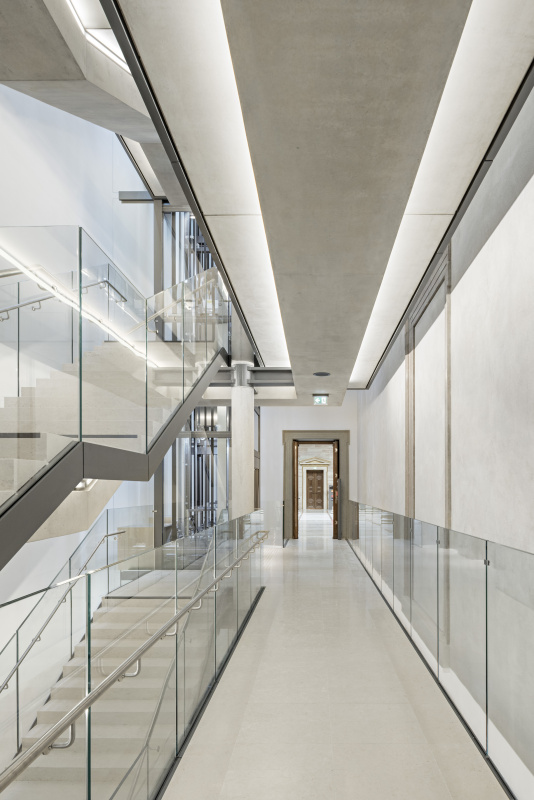 Hauptstiege 2 - 1. OG