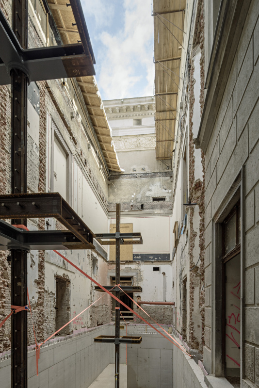 Montage einer der Hauptstiegen