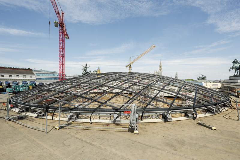 Stahlgitter für das Glasdach über dem Nationalratssaal