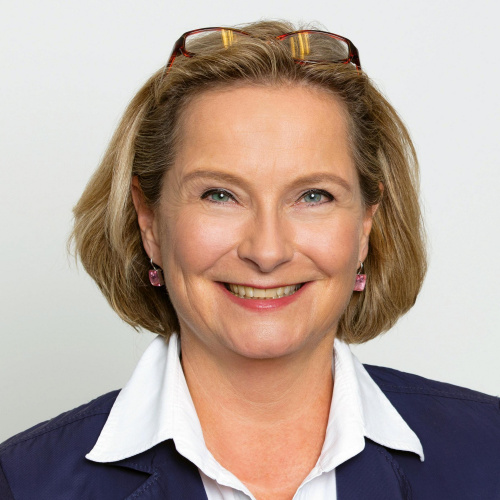 Portrait der Europaabgeordneten Bettina Vollath
