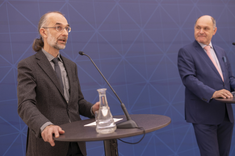 Am Wort: Direktor des Instituts für Technikfolgenabschätzung Michael Nentwich