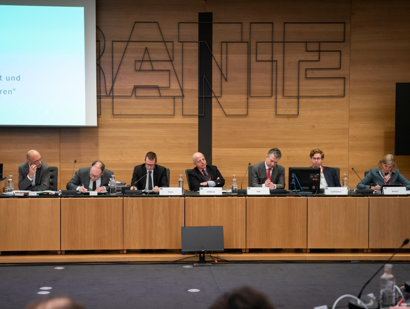 Vortrag von Mathis Fister ,Experte.