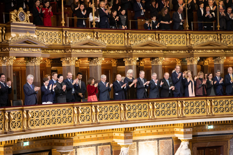Blick Richtung Veranstaltungsteilnehmer:innen