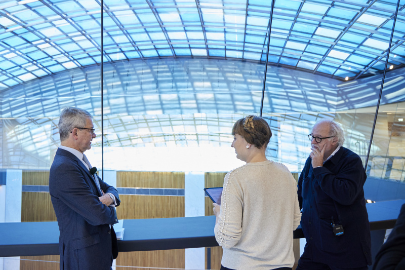 Von links: Parlamentsvizedirektor Alexis Wintoniak, Tatjana Lukáš Moderation, András Pálffy Architektenbüro Jabornegg & Pálffy