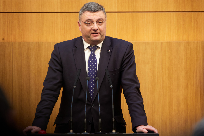 Am Redner:innenpult Nationalratsabgeordneter Jörg Leichtfried (SPÖ)