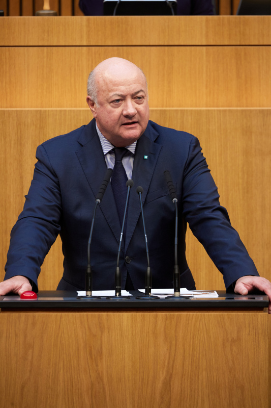 Am Redner:innenpult Nationalratsabgeordneter Christian Stocker (ÖVP)