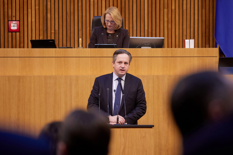 Am Redner:innenpult Nationalratsabgeordneter Johannes Schmuckenschlager (ÖVP)