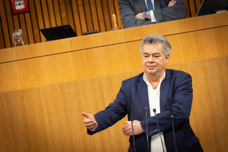 /Users/ulrikewieser/Documents/0_NR_202230201/_UW_2432.CR3