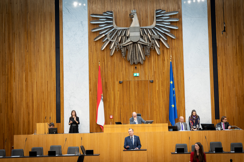 Nationalratsabgeordneter Alois Kainz (FPÖ) am Rednerpult