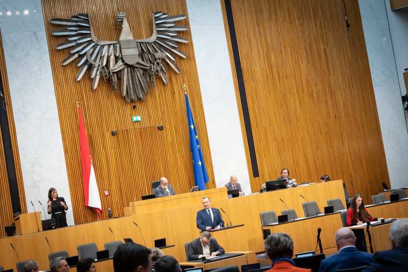 Nationalratsabgeordneter Alois Kainz (FPÖ) am Rednerpult