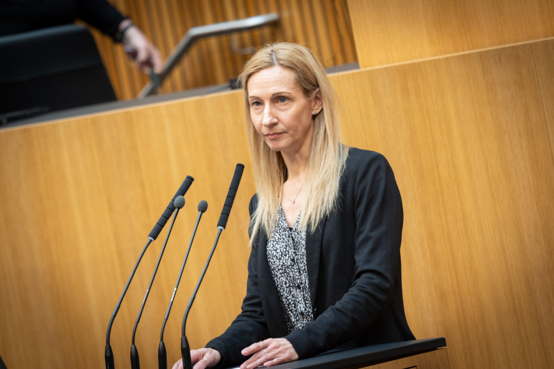 Nationalratsabgeordnete Agnes Sirkka Prammer (GRÜNE) am Rednerpult