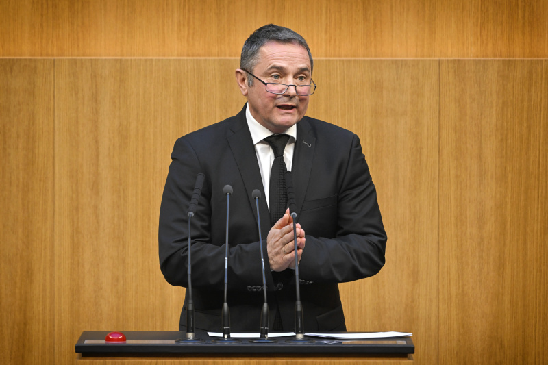 Am Rednerpult: Nationalratsabgeordneter Norbert Sieber (ÖVP)