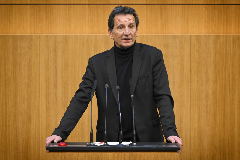 Am Rednerpult: Nationalratsabgeordneter Christian Oxonitsch (SPÖ)