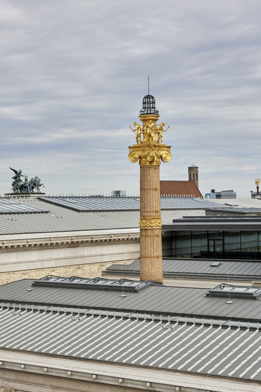 Blick auf das Parlamentsdach von der Reichsratsstraße 1