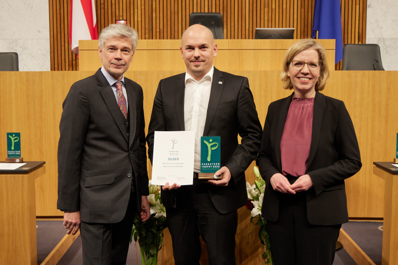 Überreichung der Auszeichnungen an die Gewinner:innen des passathon in der Kategorie „Silber“