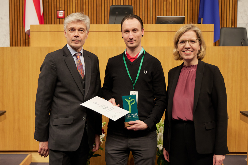 Überreichung der Auszeichnungen an die Gewinner:innen des passathon in der Kategorie „Silber“