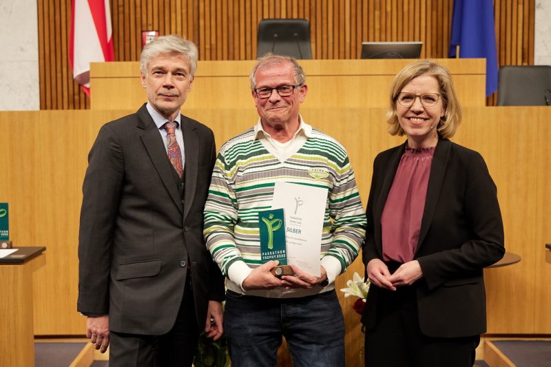 Überreichung der Auszeichnungen an die Gewinner:innen des passathon in der Kategorie „Silber“